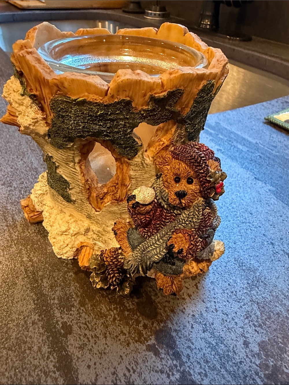 Boyd’s Bears & FriendsBear Figurine Candle Holder in Brown and Cream
